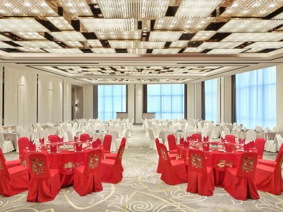 Фото Holiday Inn Guangzhou South Lake