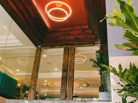 Фото Happy Life Green Hotel