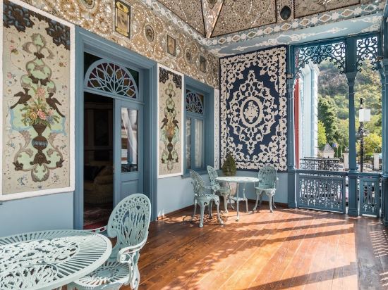 Фото Golden Tulip Borjomi Hotel