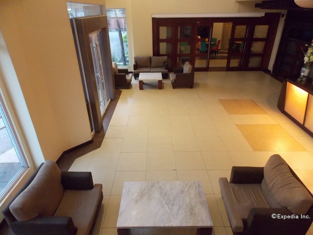 Фото Mo2 Westown Hotel Bacolod - Mandalagan