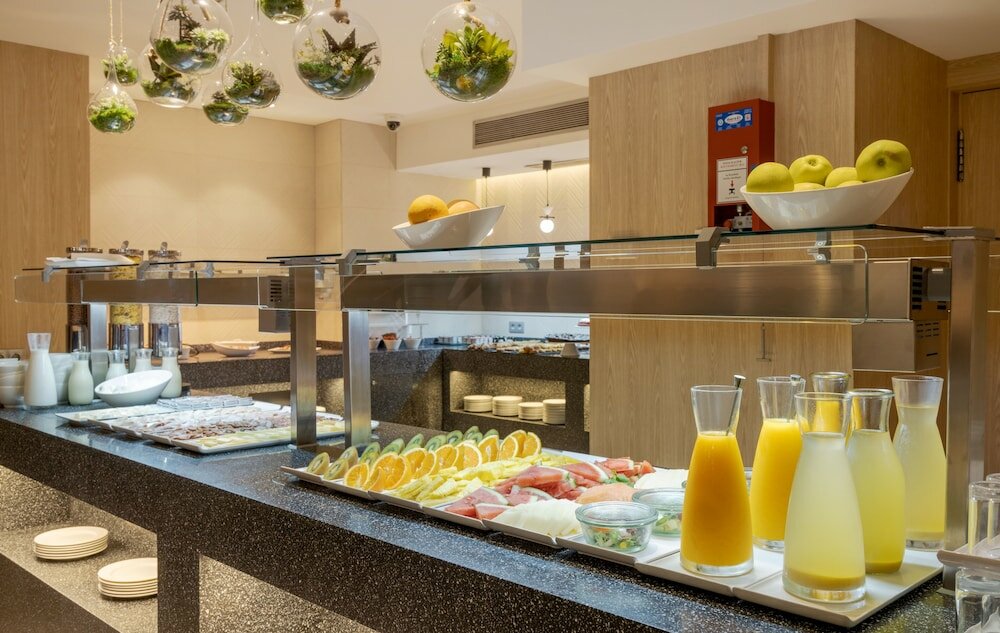 Фото Ilunion Auditori