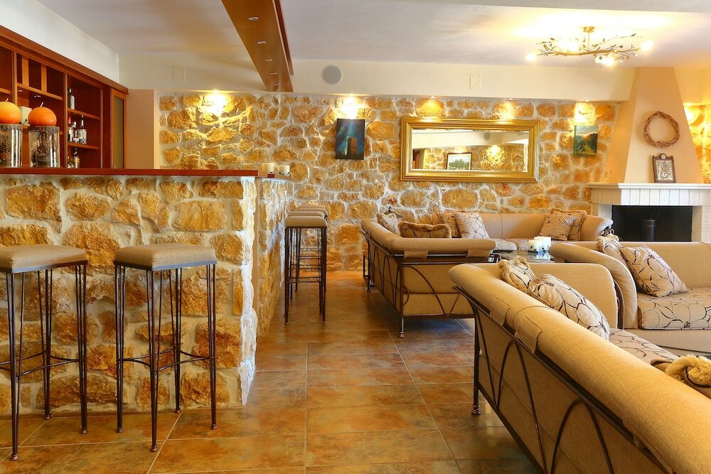 Фото Vathi Hotel