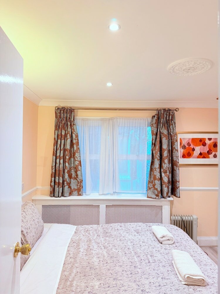 Фото Europa House Hotel