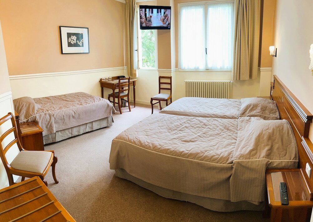 Фото The Originals Boutique, Hostellerie des Trois Pigeons