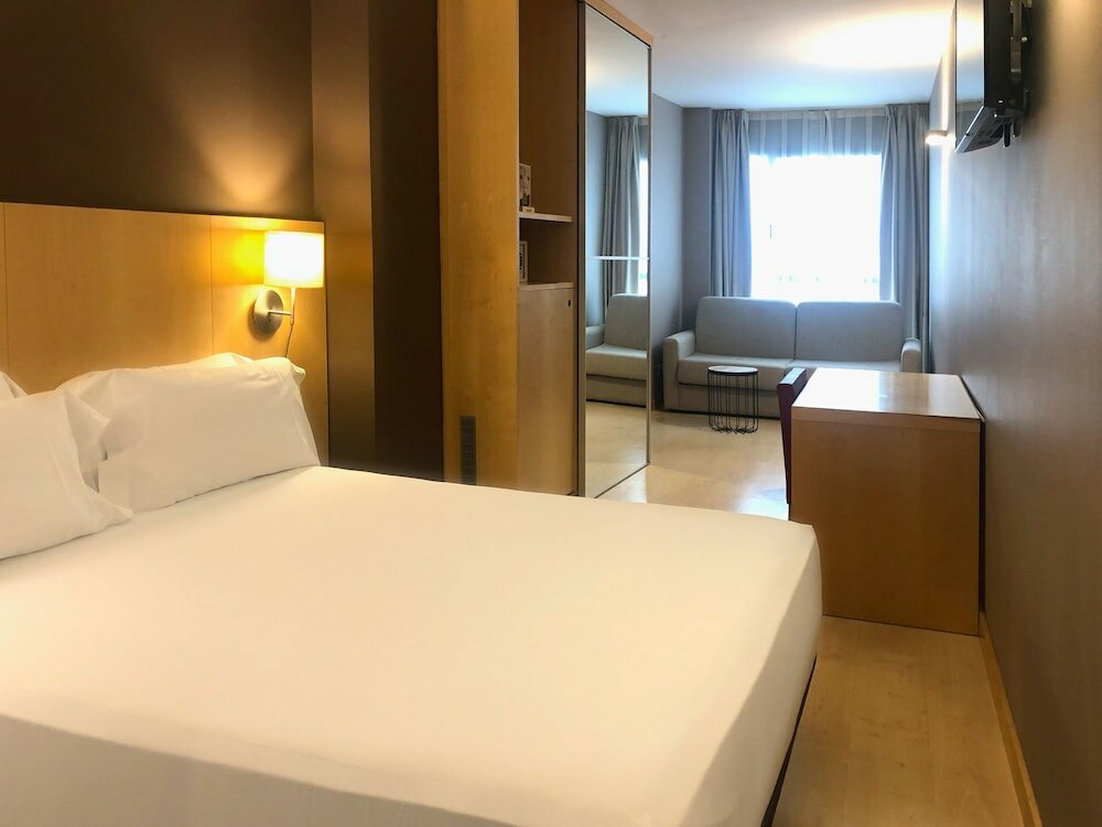 Фото Sercotel Portales