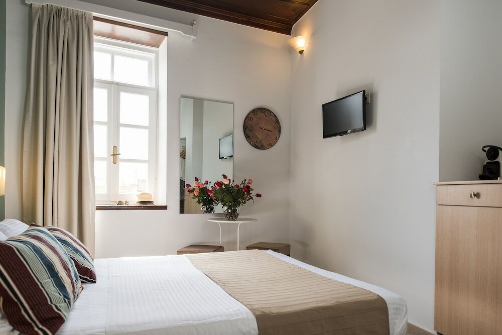 Фото Harismari Cozy Hotel