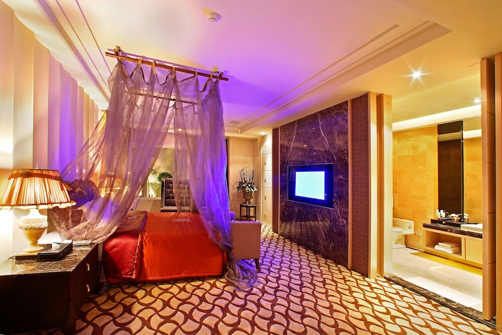 Фото Young Motel