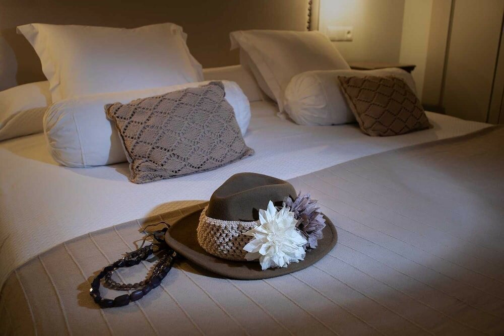 Фото Hostal Boutique Plaza Cantarero