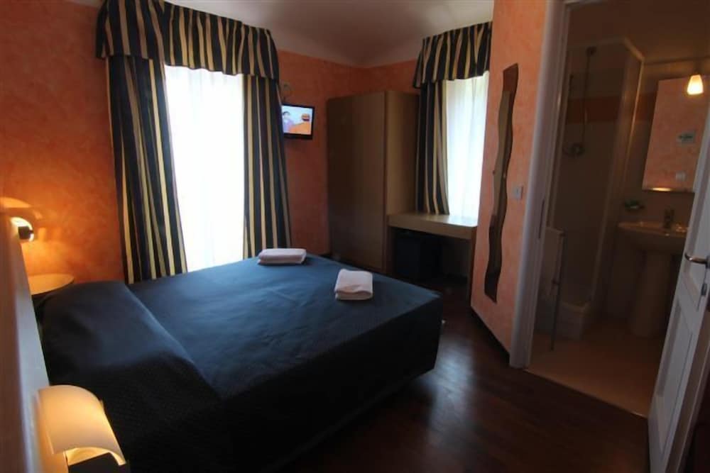 Фото Hotel Villa Adele