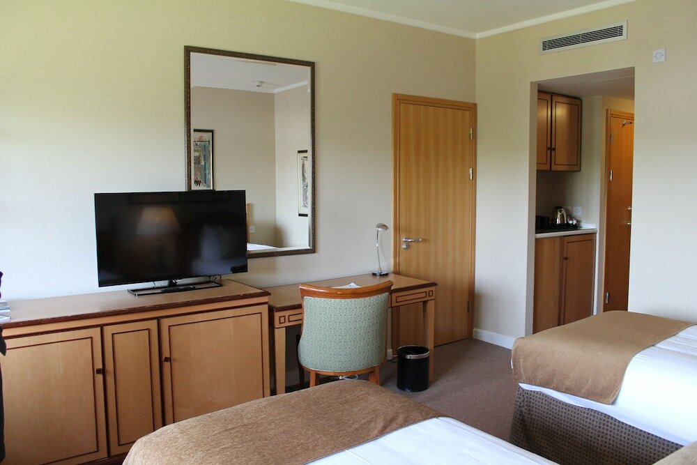 Фото Golden Jubilee Hotel