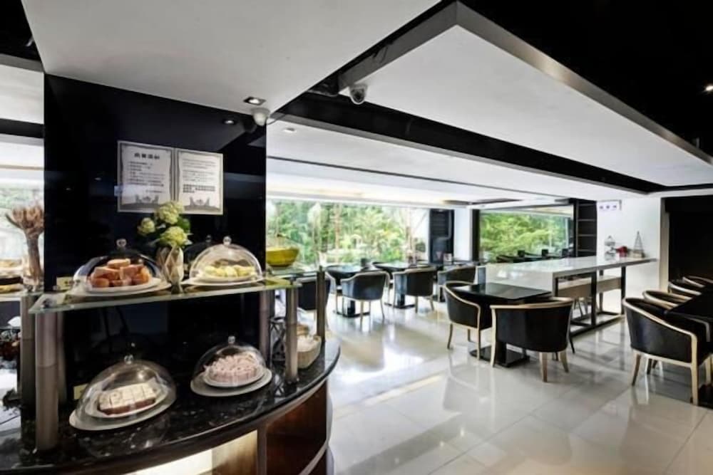 Фото Jbg Hotspring Resort Hotel