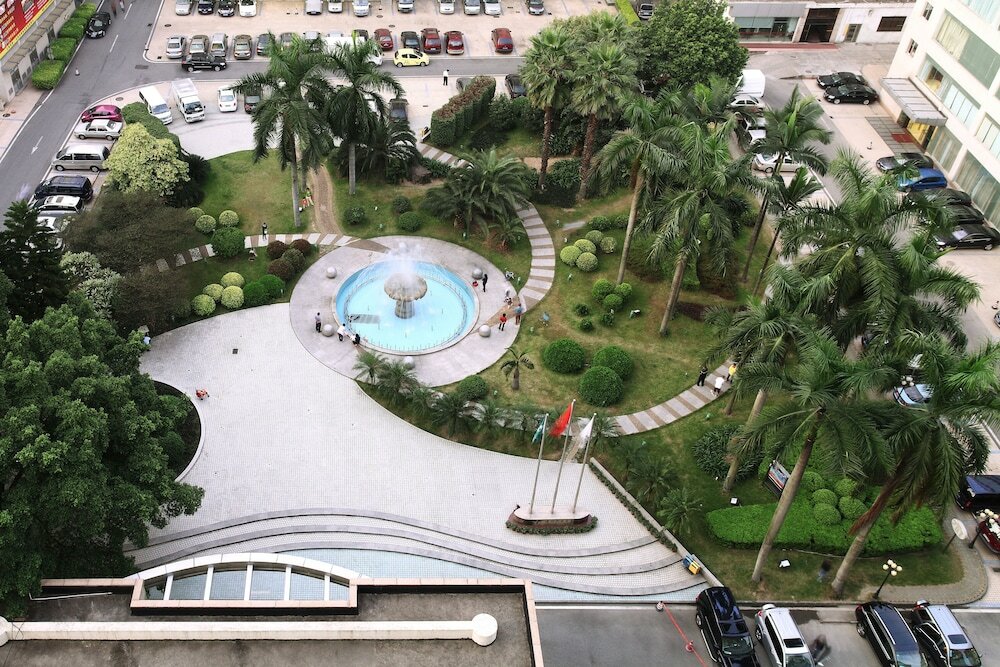 Фото Guangzhou Sanyu Hotel