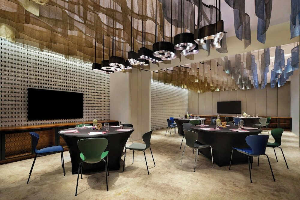 Фото Aloft Bali Seminyak