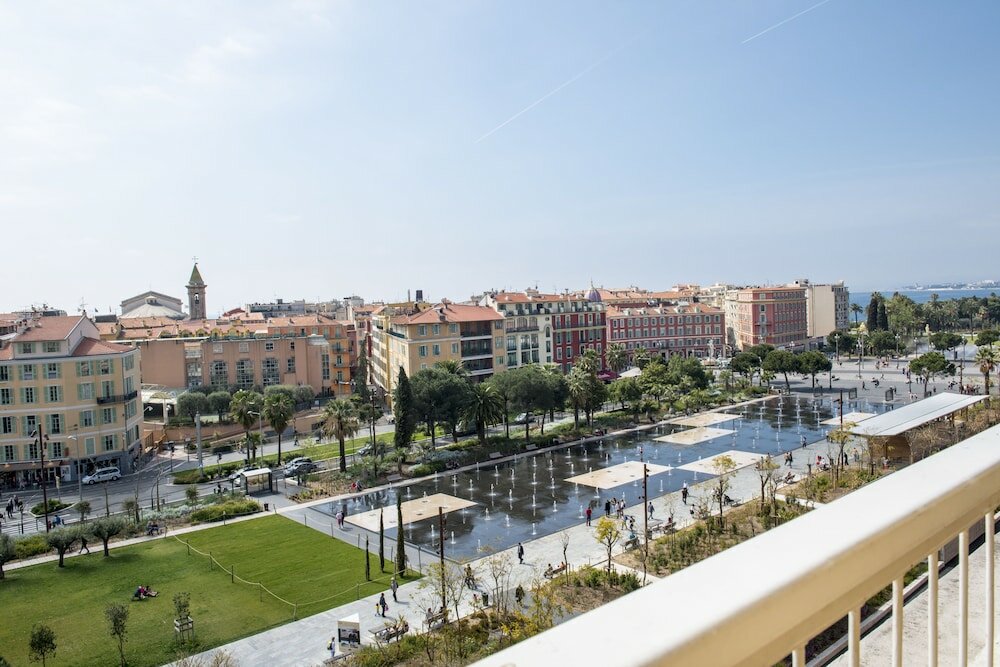 Фото Aston La Scala