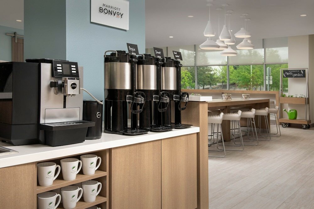 Фото Element Portland Beaverton