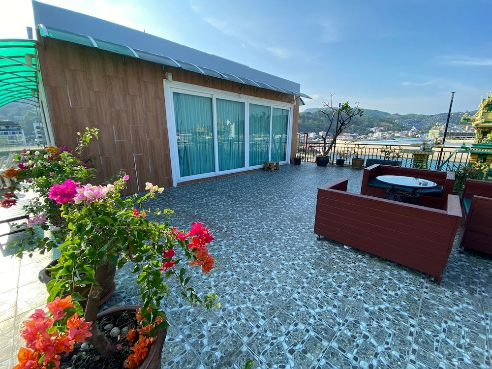 Фото 77 Patong Hotel & SPA