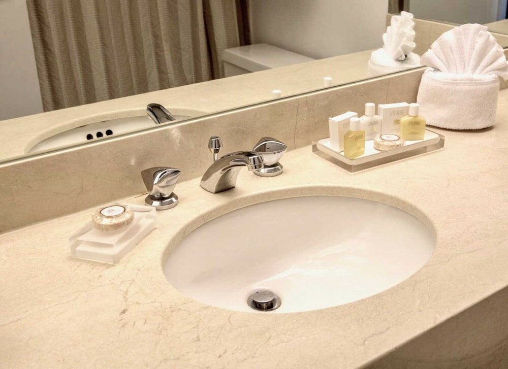 Фото Weber's Hotel & Restaurant