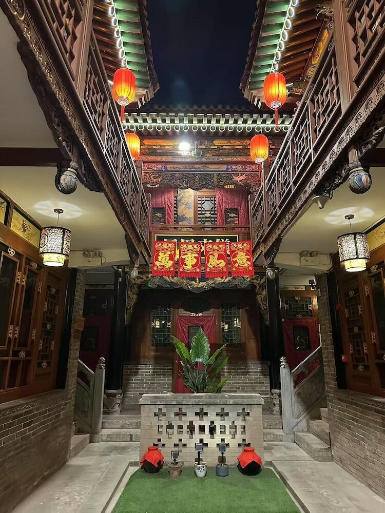 Фото Pingyao Hongyuyuan Inn