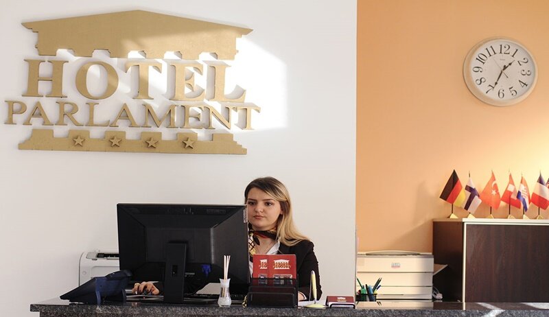 Фото Parlament Hotel