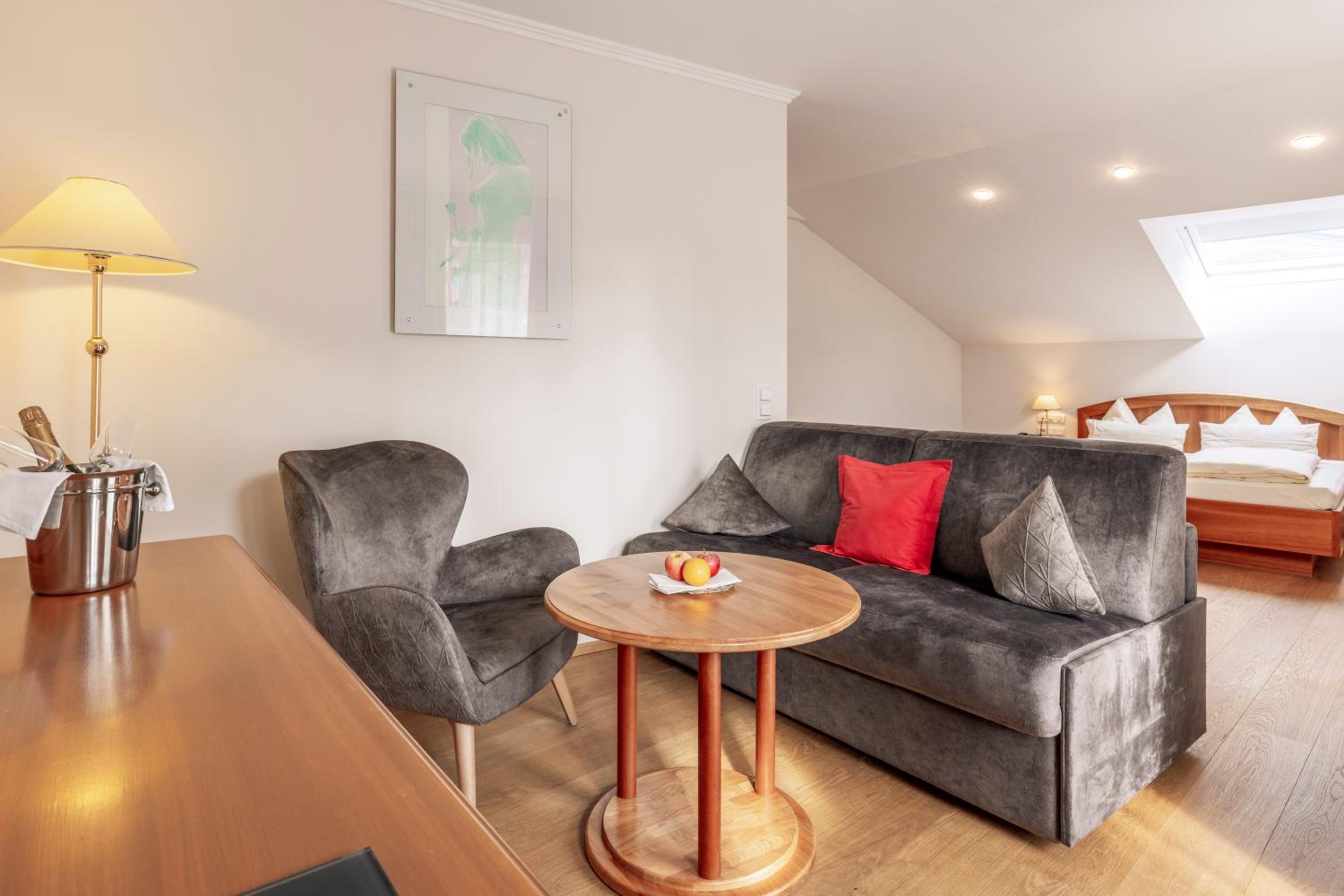 Фото Hotel Weisser Hirsch