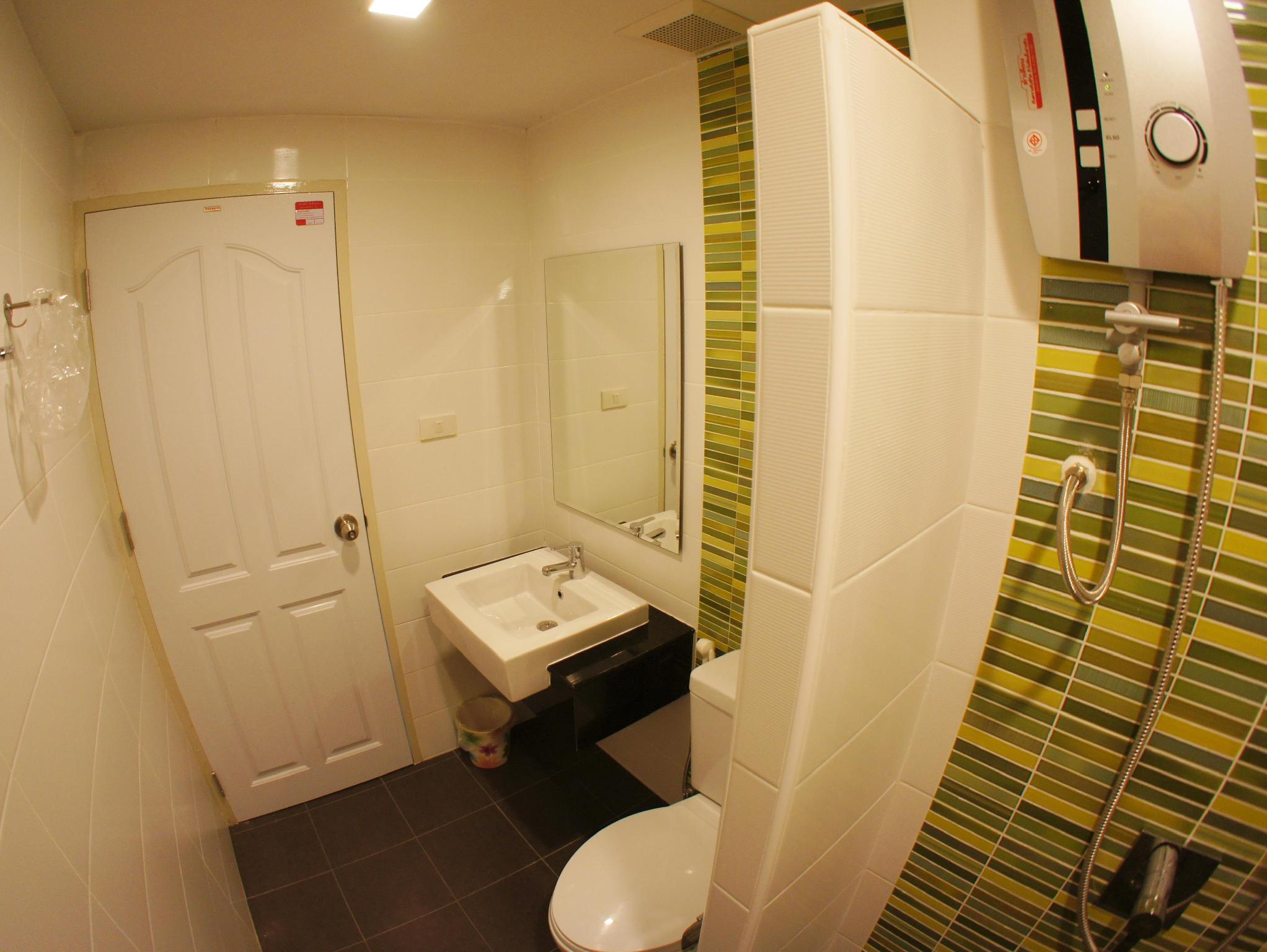 Фото Kamon Thara