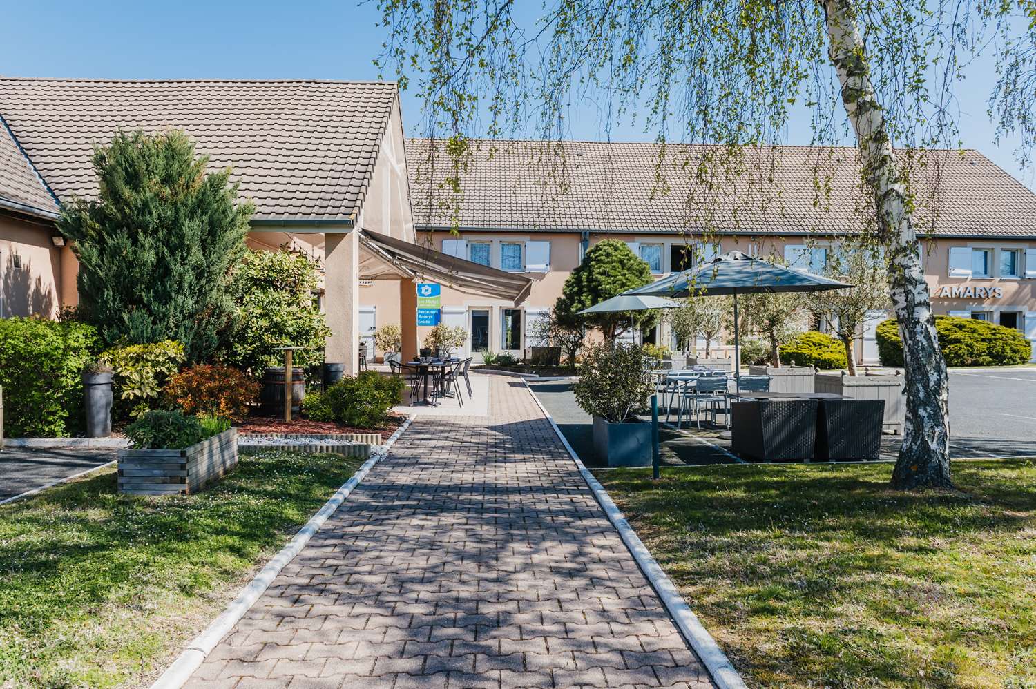 Фото отеля 3