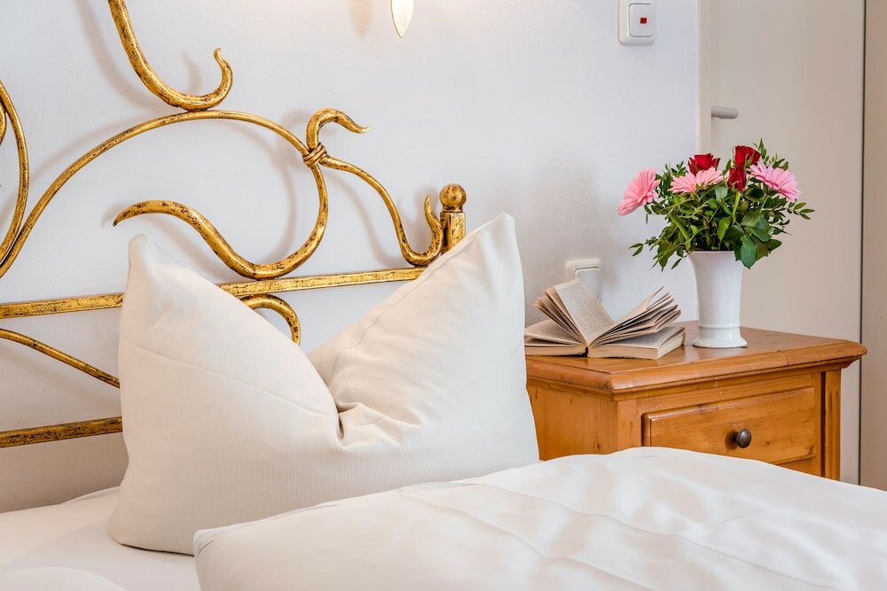 Фото Hotel Laimer Hof Nymphenburg Palace Munich