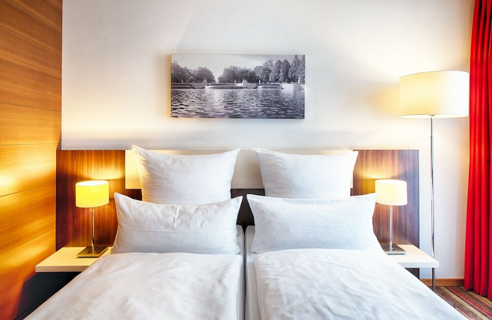 Фото Leonardo Hotel München City West