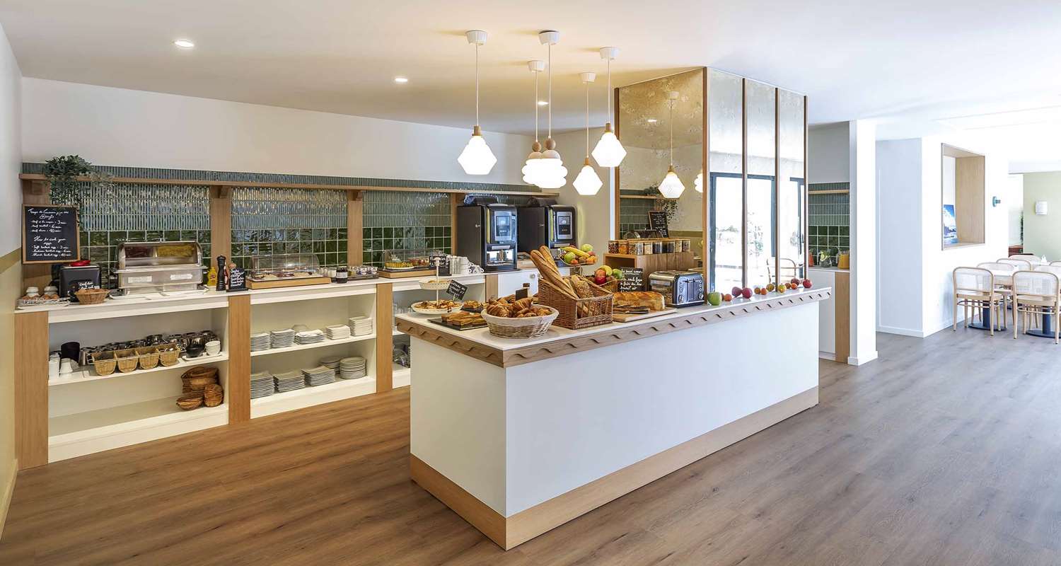 Фото Hotel Kemaris