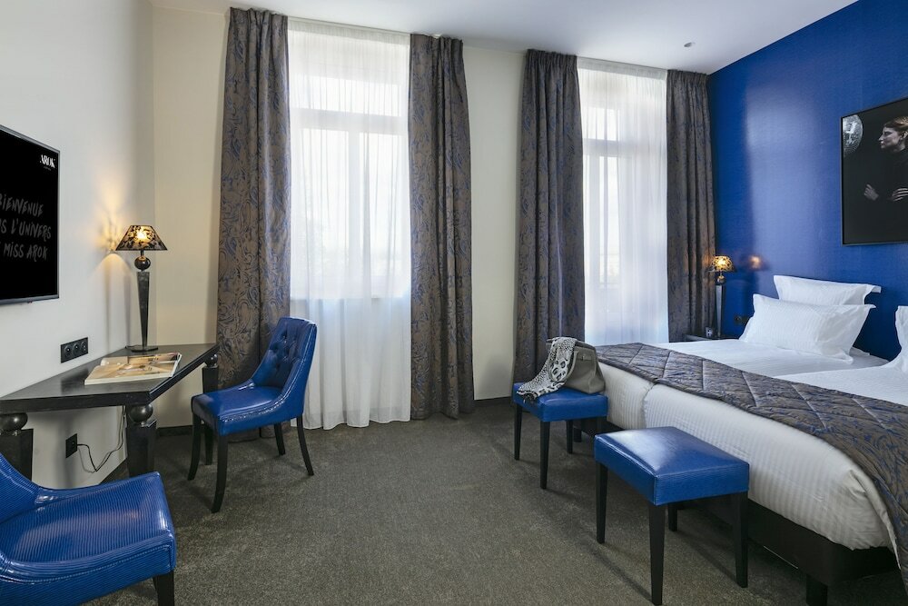 Фото отеля 2