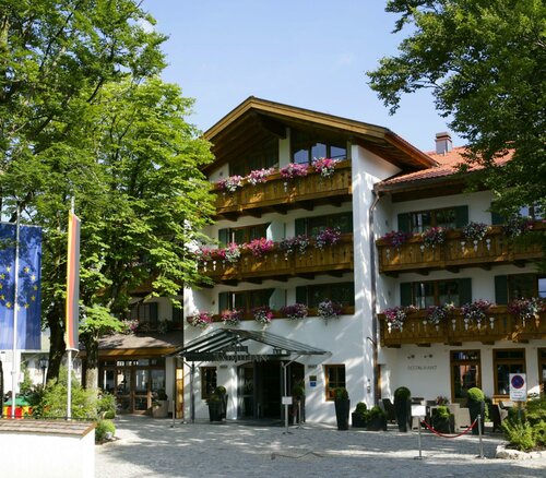 Гостиница Hotel Maximilian в Обераммергау