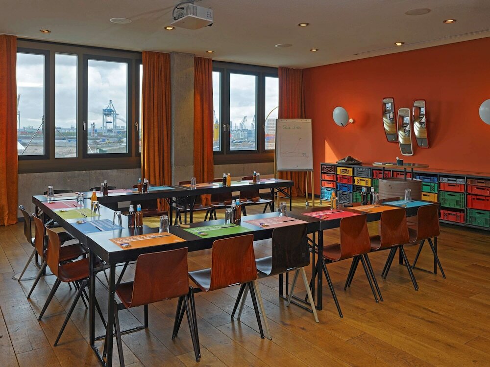 Фото 25hours Hotel HafenCity