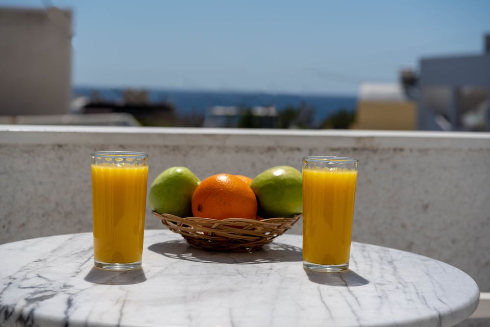 Фото Join Us Low Cost Rooms