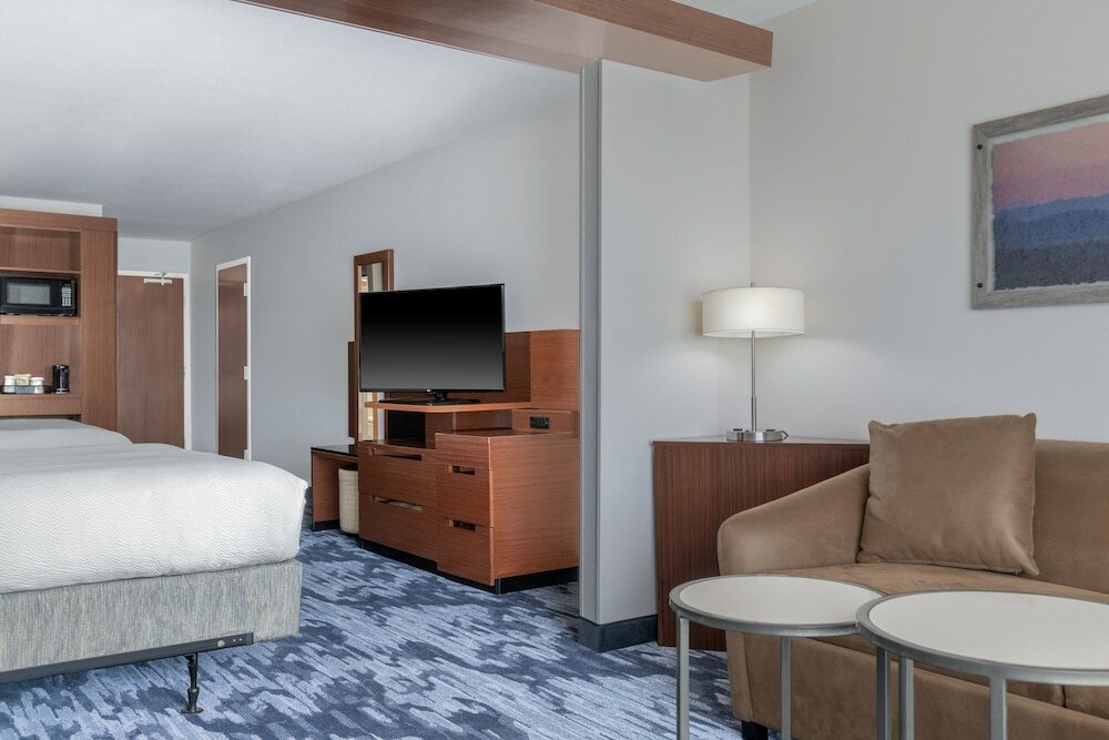 Фото Fairfield Inn & Suites by Marriott Martinsburg