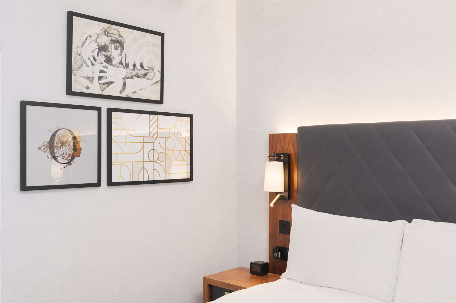 Фото Hilton London Olympia