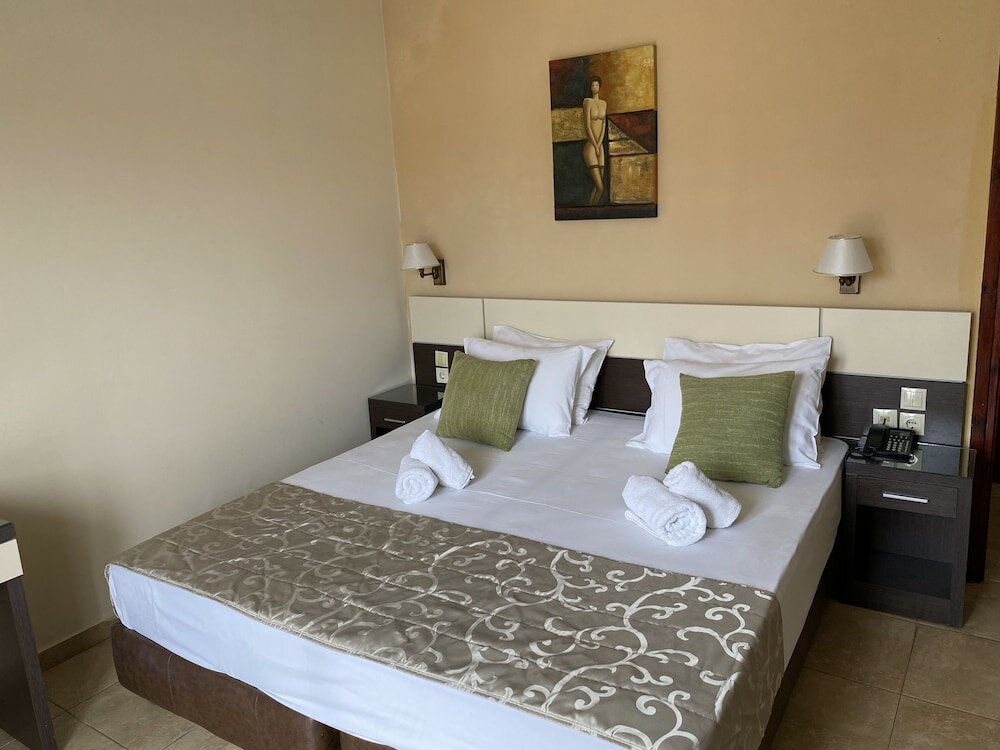 Фото Porto Planos Beach Hotel