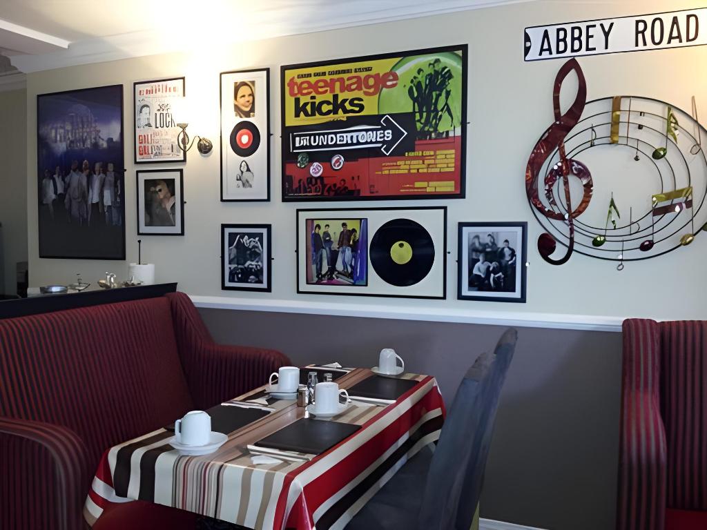 Фото Abbey Bed and Breakfast