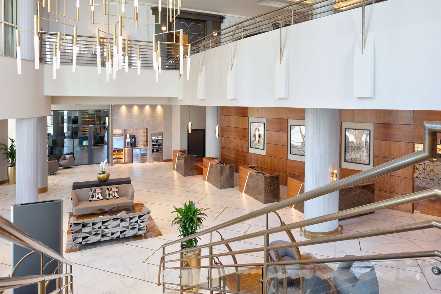 Фото Hilton Belfast