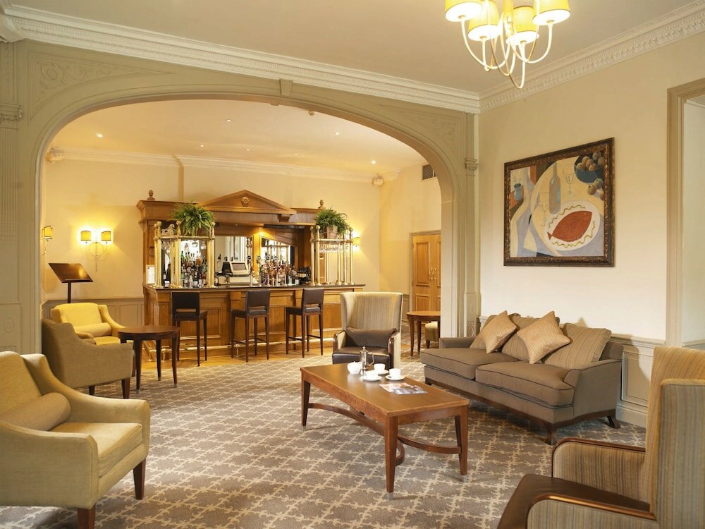 Фото Macdonald Frimley Hall Hotel and SPA