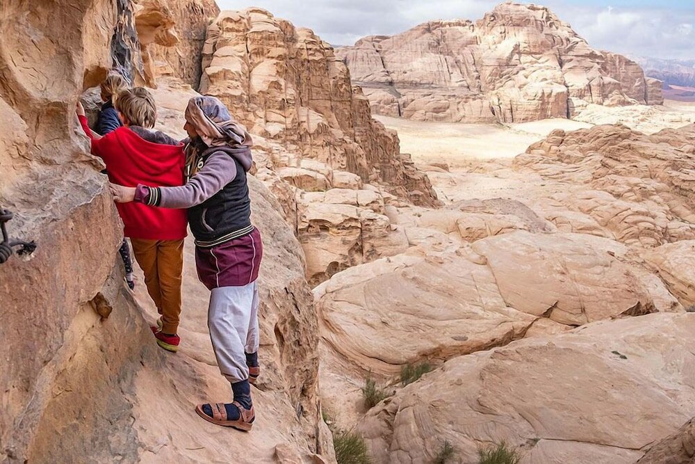 Фото Hasan Zawaideh Camp