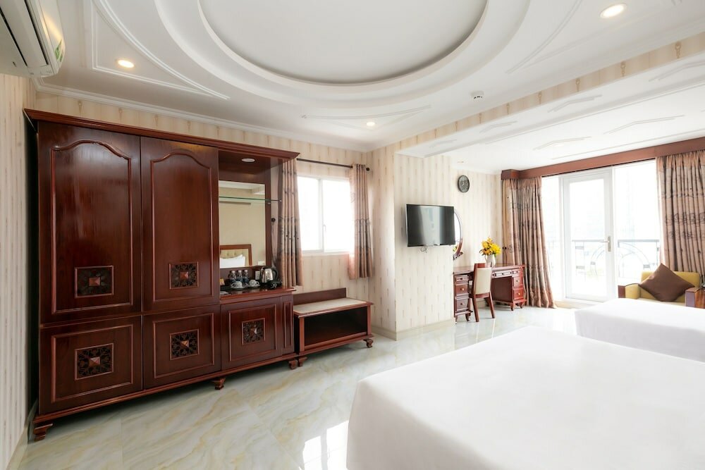 Фото Bon Ami Hotel