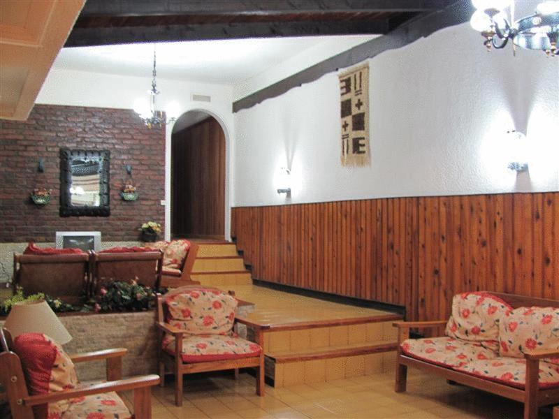 Фото Ruca Cheli Village Ski Hotel