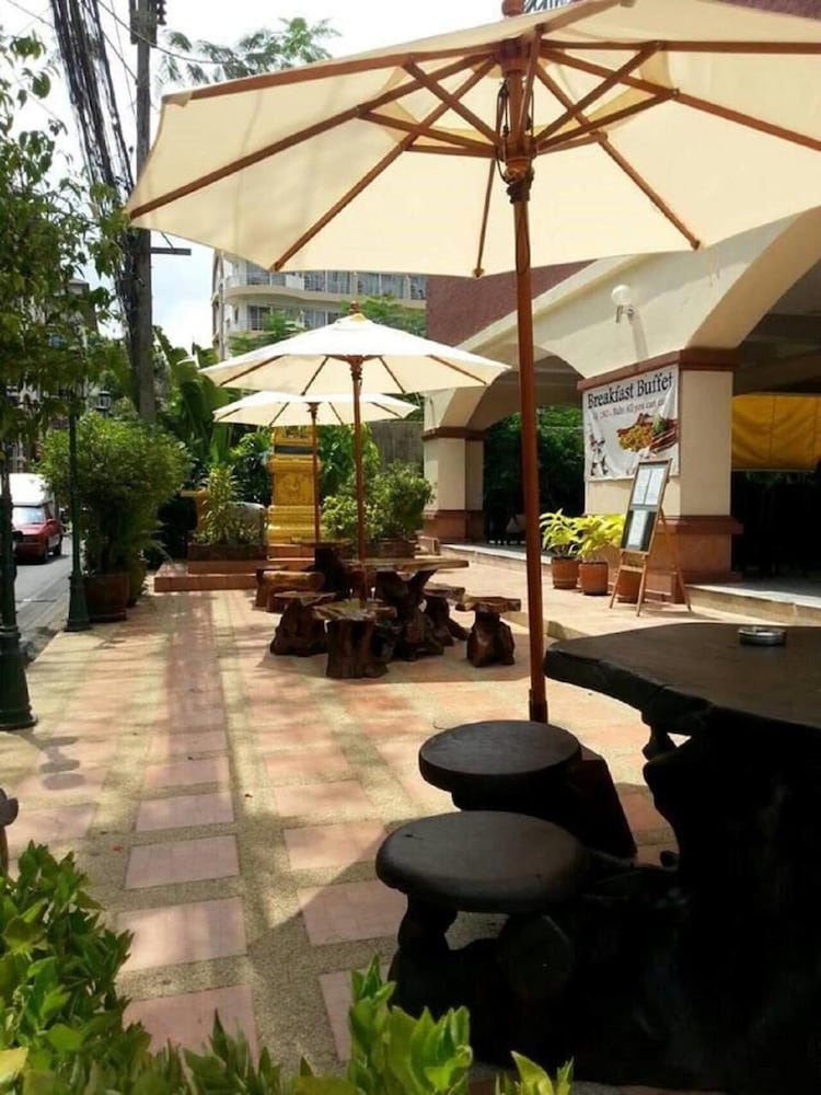 Фото Mike Beach Resort