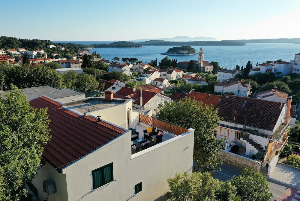 Фото Villa Karaber