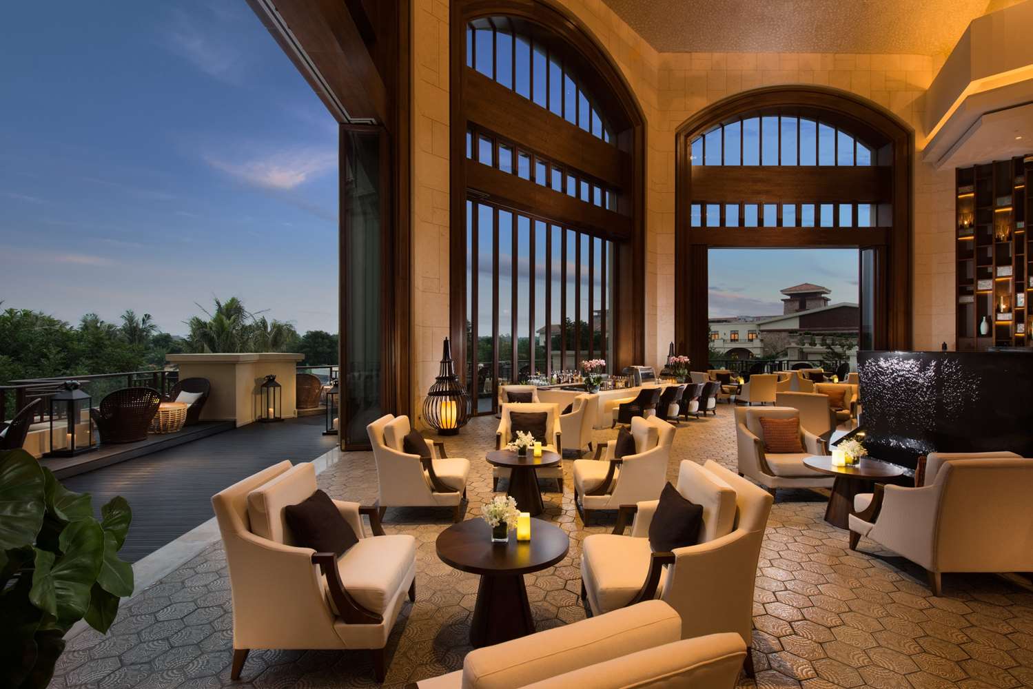 Фото DoubleTree Resort by Hilton Hainan Chengmai