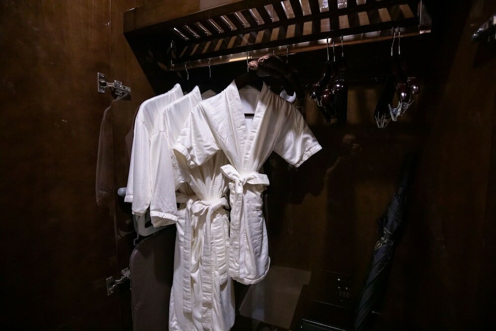 Фото Royal Garden Hotel Shanghai