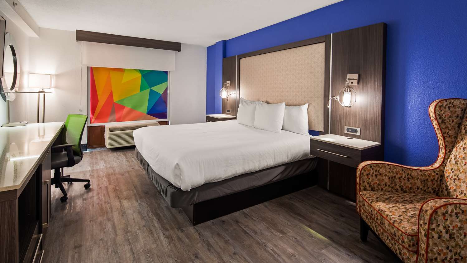 Фото Best Western Plus Executive Residency Denver-Central Park Hotel