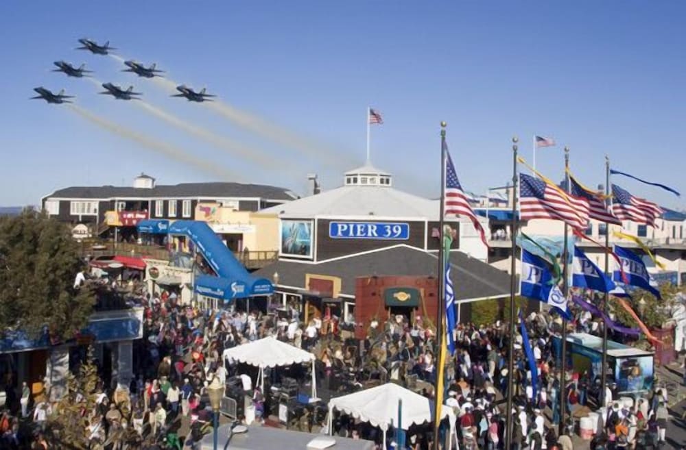 Фото Executive Hotel Vintage Court