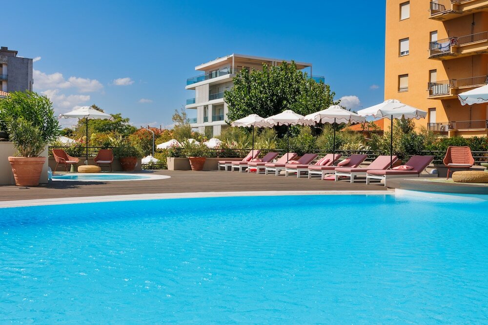 Фото Charlie in Pesaro