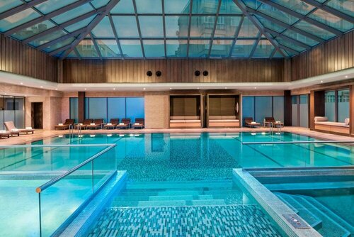 Внешний вид отеля Renaissance Istanbul Polat Bosphorus Hotel в Бешикташе, фото 5